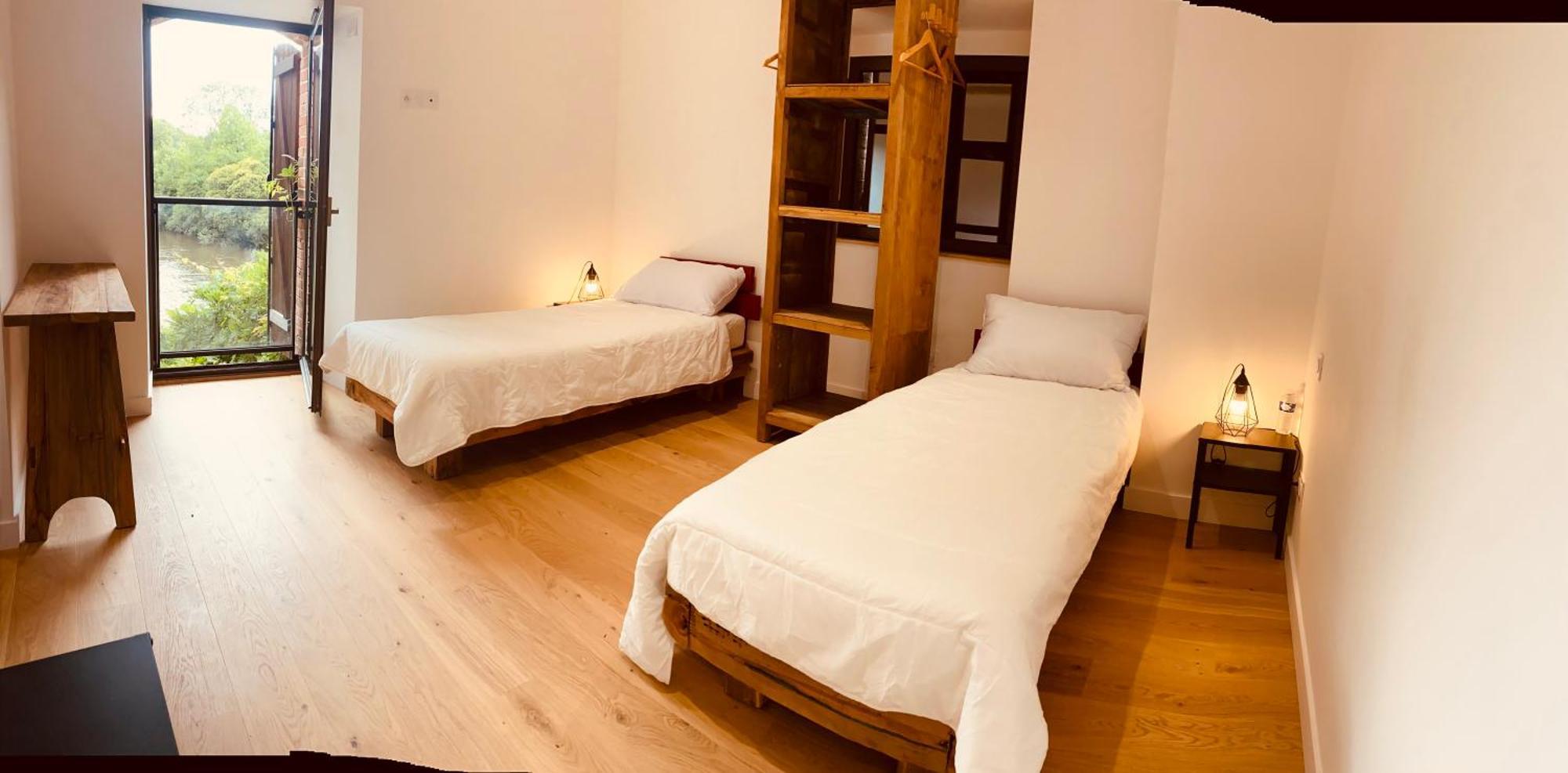 Le Moulin Du Guy, Proche Du Puy Dufou Bed and Breakfast Chanverrie Εξωτερικό φωτογραφία