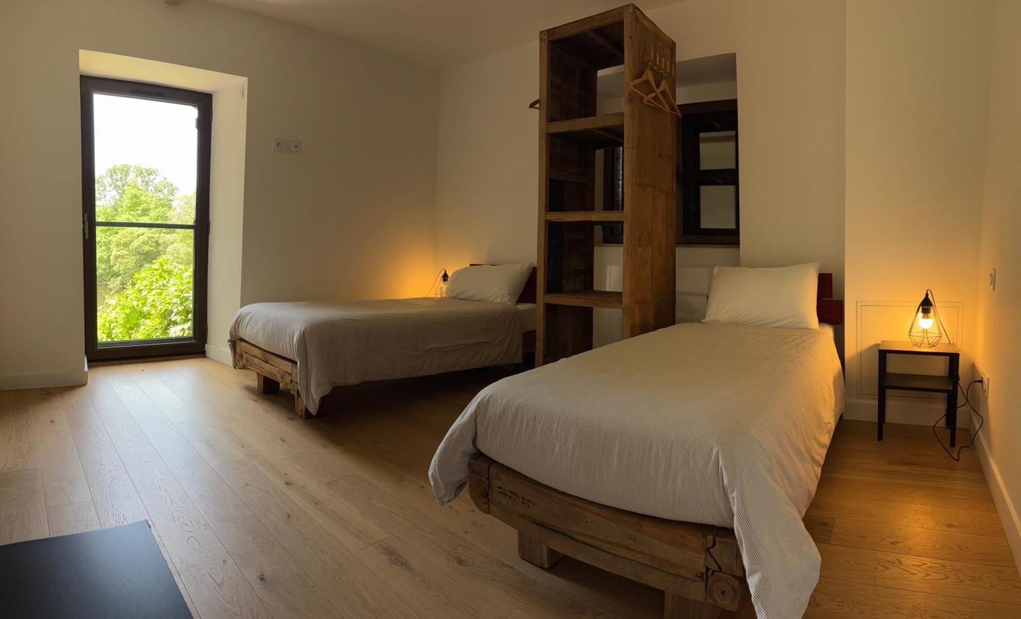 Le Moulin Du Guy, Proche Du Puy Dufou Bed and Breakfast Chanverrie Εξωτερικό φωτογραφία